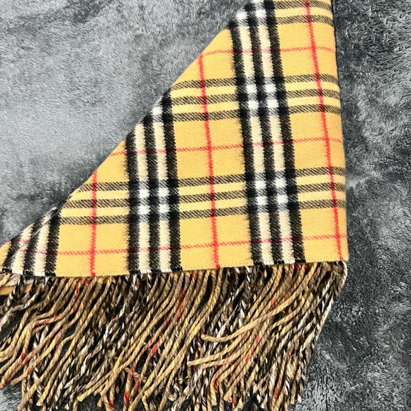 Burberry Cashmere Vintage Check Bandana Scarf - Picture 3 of 4